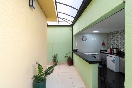 Casa à venda com 260m², 3 quartos e 2 vagasQuintal