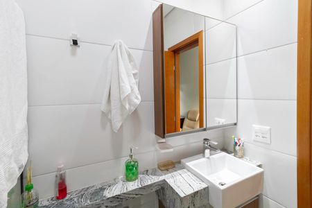 Casa à venda com 260m², 3 quartos e 2 vagasBanheiro da suíte