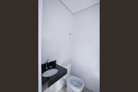 Casa à venda com 116m², 3 quartos e 3 vagasBanheiro de Serviço