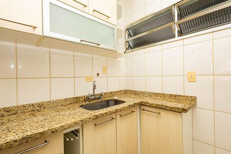 Apartamento à venda com 60m², 2 quartos e sem vagaCozinha
