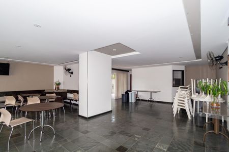 Apartamento à venda com 101m², 3 quartos e 2 vagasSalão de Festas