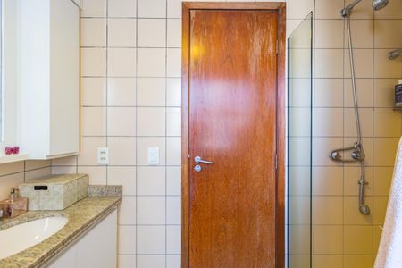 Apartamento à venda com 101m², 3 quartos e 2 vagasBanheiro - Suíte