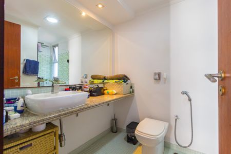 Apartamento à venda com 101m², 3 quartos e 2 vagasBanheiro - Social