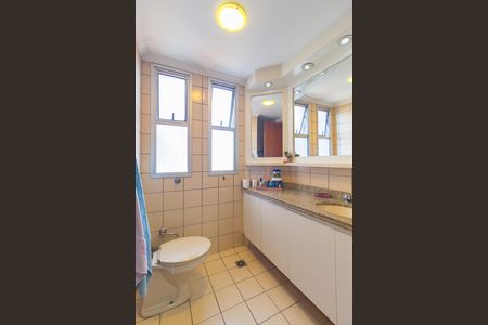 Apartamento à venda com 101m², 3 quartos e 2 vagasBanheiro - Suíte