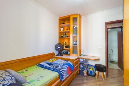 Apartamento à venda com 101m², 3 quartos e 2 vagasQuarto 2