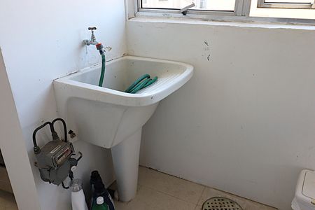 Apartamento à venda com 196m², 4 quartos e 2 vagasArea de Serviço