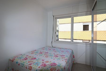 Apartamento à venda com 196m², 4 quartos e 2 vagasQuarto 4