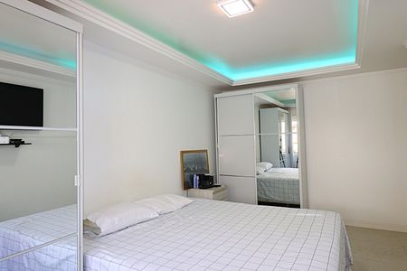 Apartamento à venda com 196m², 4 quartos e 2 vagasQuarto 3