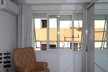 Apartamento à venda com 196m², 4 quartos e 2 vagasJanela do Quarto 3