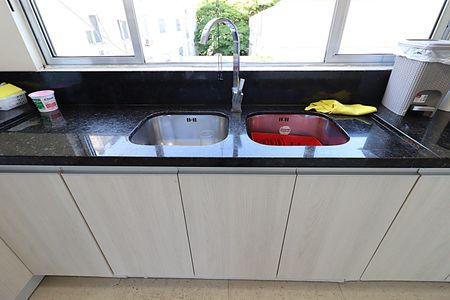 Apartamento à venda com 196m², 4 quartos e 2 vagasCozinha - Torneira