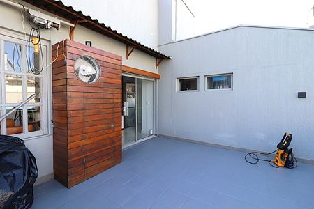 Apartamento à venda com 196m², 4 quartos e 2 vagasSalão de festas