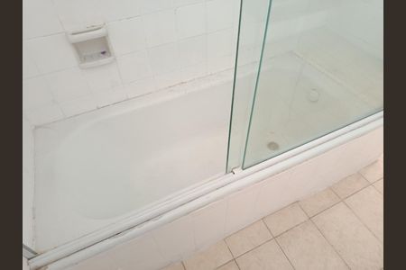 Apartamento à venda com 65m², 1 quarto e sem vagaBanheiro