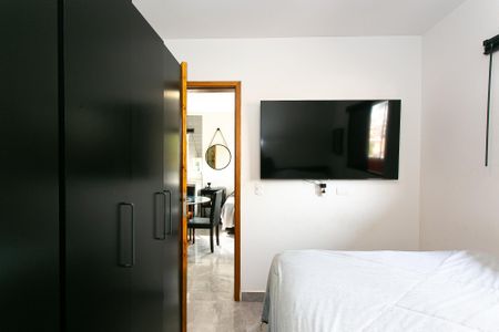 Quarto 1 de apartamento à venda com 2 quartos, 42m² em Vila Antonina, São Paulo