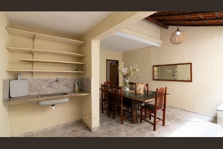 Casa para alugar com 200m², 3 quartos e 2 vagas Casa para alugar com 200m², 3 quartos e 2 vagasEspaço Gourmet