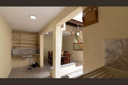 Casa para alugar com 200m², 3 quartos e 2 vagas Casa para alugar com 200m², 3 quartos e 2 vagasÁrea de Serviço 2