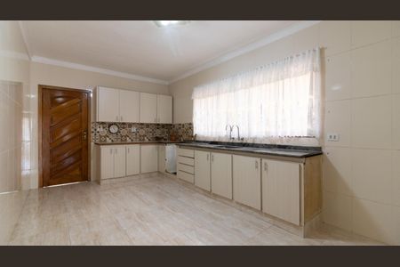 Casa para alugar com 200m², 3 quartos e 2 vagas Casa para alugar com 200m², 3 quartos e 2 vagasCozinha