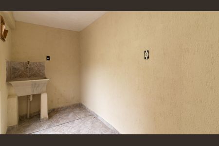 Casa para alugar com 200m², 3 quartos e 2 vagas Casa para alugar com 200m², 3 quartos e 2 vagasÁrea de Serviço 2