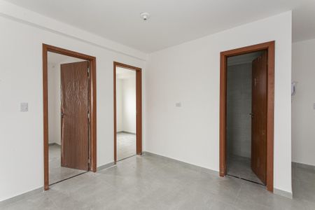 Sala/Cozinha de apartamento para alugar com 2 quartos, 48m² em Vila Esperança, São Paulo