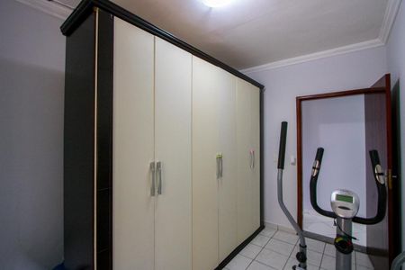 Apartamento à venda com 91m², 3 quartos e 2 vagasQuarto 