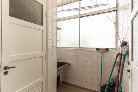 Apartamento à venda com 125m², 2 quartos e 1 vagaÁrea de Serviço