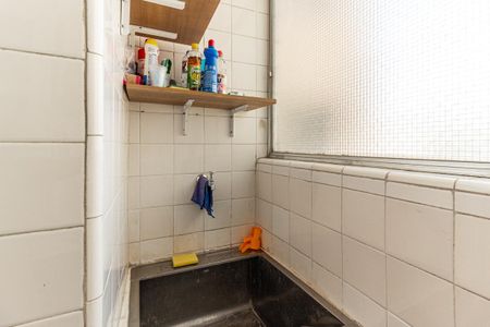 Apartamento à venda com 125m², 2 quartos e 1 vagaÁrea de Serviço
