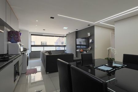 Apartamento à venda com 69m², 2 quartos e 1 vagaSala