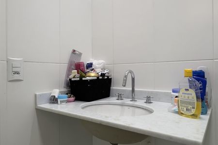 Apartamento à venda com 69m², 2 quartos e 1 vagaBanheiro da Suíte