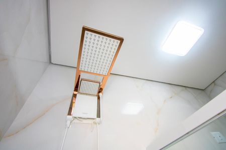 Apartamento à venda com 107m², 2 quartos e 2 vagas Apartamento à venda com 107m², 2 quartos e 2 vagasBanheiro da Suíte