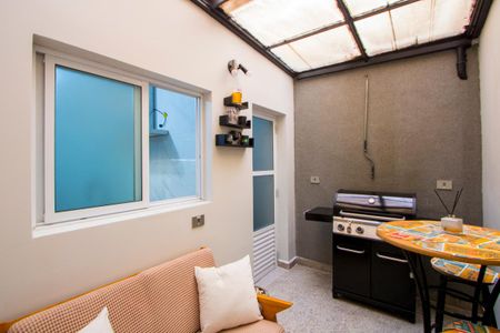 Apartamento à venda com 107m², 2 quartos e 2 vagas Apartamento à venda com 107m², 2 quartos e 2 vagasEspaço gourmet