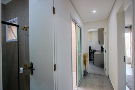 Corredor de apartamento à venda com 2 quartos, 107m² em Vila Pires, Santo André