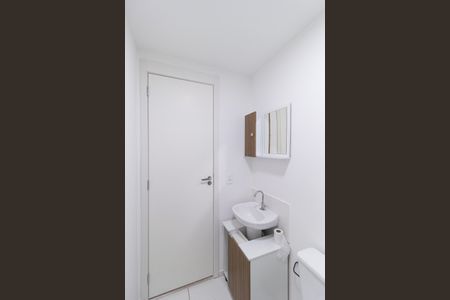 Apartamento para alugar com 36m², 2 quartos e sem vaga Apartamento para alugar com 36m², 2 quartos e sem vagaBanheiro