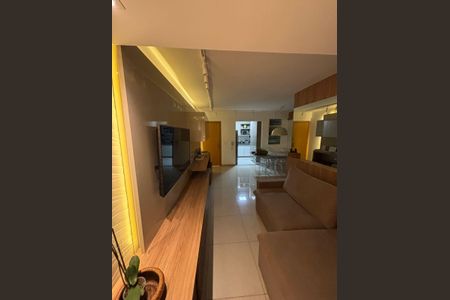 Sala de apartamento à venda com 3 quartos, 79m² em Santa Efigênia, Belo Horizonte