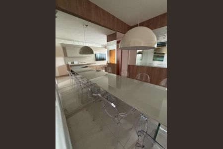 Apartamento à venda com 79m², 3 quartos e 2 vagas Apartamento à venda com 79m², 3 quartos e 2 vagasSala