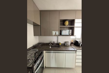 Apartamento à venda com 79m², 3 quartos e 2 vagas Apartamento à venda com 79m², 3 quartos e 2 vagasCozinha