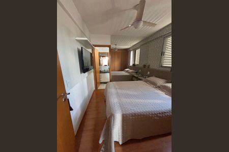 Apartamento à venda com 79m², 3 quartos e 2 vagas Apartamento à venda com 79m², 3 quartos e 2 vagasSuíte