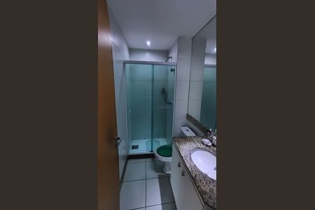 Apartamento à venda com 74m², 3 quartos e 1 vaga Apartamento à venda com 74m², 3 quartos e 1 vagaBanheiro