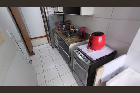 Apartamento à venda com 74m², 3 quartos e 1 vaga Apartamento à venda com 74m², 3 quartos e 1 vagaCozinha
