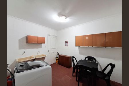 Casa à venda com 123m², 2 quartos e 1 vagaÁrea de Serviço