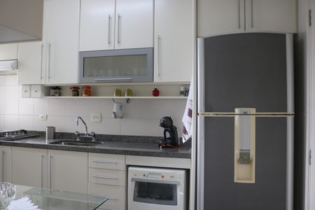 Apartamento à venda com 110m², 3 quartos e 2 vagasCozinha