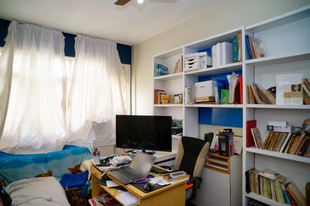 Apartamento à venda com 48m², 2 quartos e 1 vaga Apartamento à venda com 48m², 2 quartos e 1 vagaSala