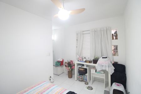 Casa à venda com 212m², 5 quartos e 4 vagasQuarto 2