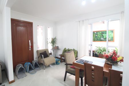 Sala de casa à venda com 5 quartos, 212m² em Jardim Ubirajara, São Paulo