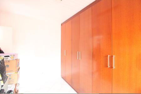 Casa à venda com 212m², 5 quartos e 4 vagasQuarto 3