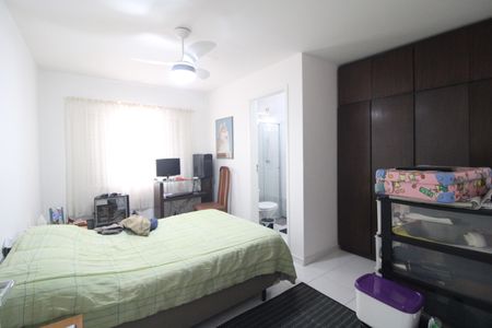 Casa à venda com 212m², 5 quartos e 4 vagasSuíte 1