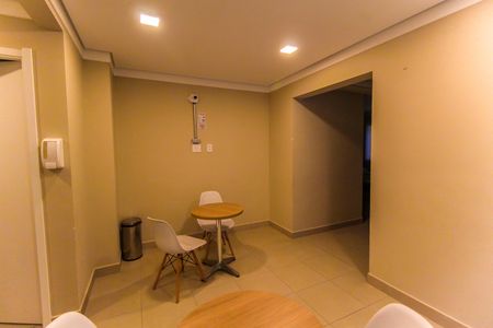 Apartamento para alugar com 33m², 2 quartos e sem vagaÁrea comum - Salão de Festas