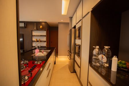 Apartamento para alugar com 110m², 2 quartos e 2 vagasCozinha