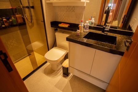 Apartamento para alugar com 110m², 2 quartos e 2 vagasBanheiro Social