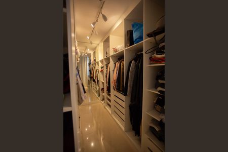 Apartamento para alugar com 110m², 2 quartos e 2 vagasSuíte