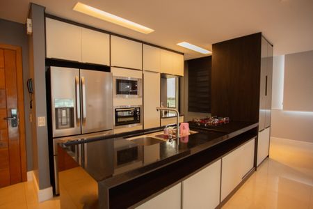 Apartamento para alugar com 110m², 2 quartos e 2 vagasCozinha