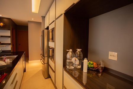 Apartamento para alugar com 110m², 2 quartos e 2 vagasCozinha